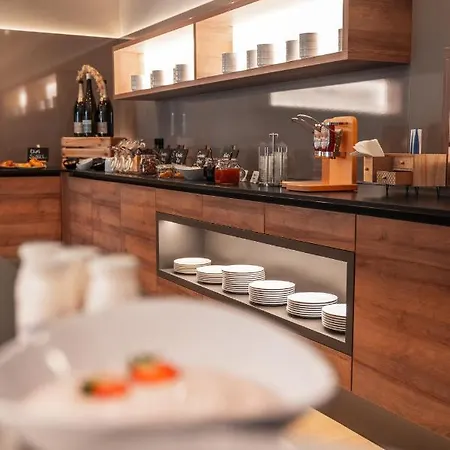 Отель Genusshotel 