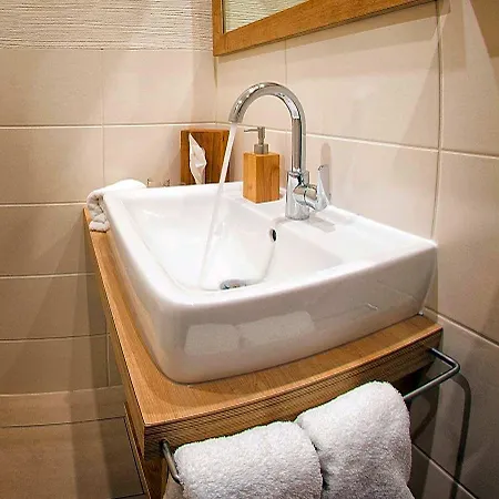 Отель Genusshotel 
